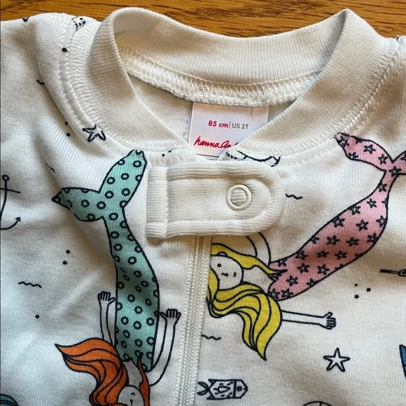 Hanna Andersson Mermaid Pajamas - Picture 3 of 14